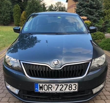 Skoda RAPID cena 32900 przebieg: 199000, rok produkcji 2016 z Józefów małe 326